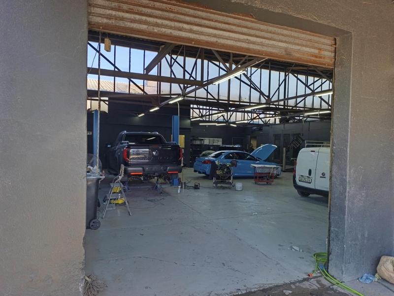 Commercial Property for Sale in Paarden Eiland Western Cape